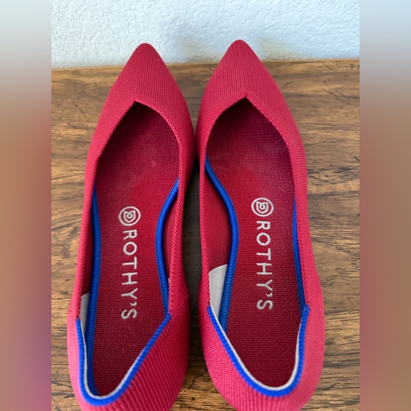 Rothy’s The Point II Red and Blue Size 9 - Picture 4 of 6